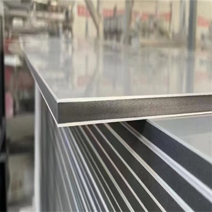 Carbon Crystal Panels: Changing Modern Building Materials